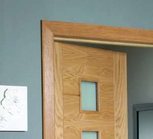 Pre-Finished Modern Profile Oak Door Architrave  - pack of 5 - XL JoineryDoors