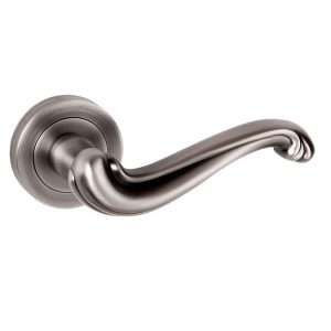 Old English Colchester Lever on Round Rose - Matt Gun Metal