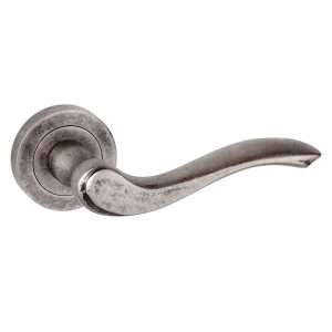 Old English Warwick Lever on Round Rose - Distressed Silver